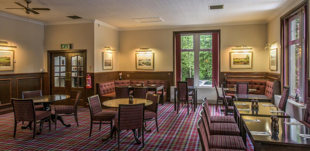 Pinehurst Lodge Hotel -Dyce, Aberdeen Экстерьер фото